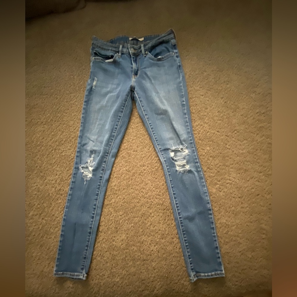 Dark blue Levi jeans